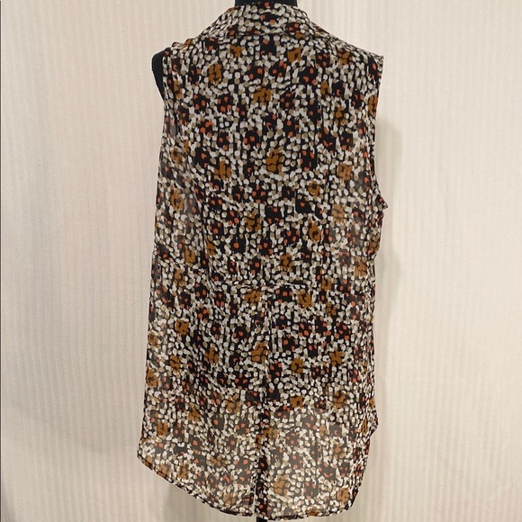 Lane Bryant Sleeveless Blouse Button Down Flowy Abstract Brown Black Size 16 - Picture 9 of 11